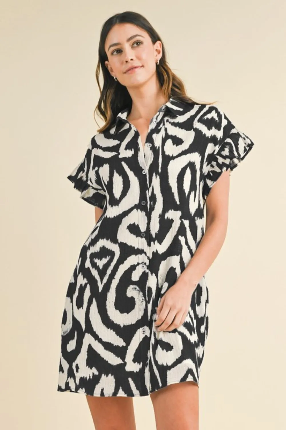 Abstract Printed Frill Sleeve Shirt Mini Dress - Black - Image 2
