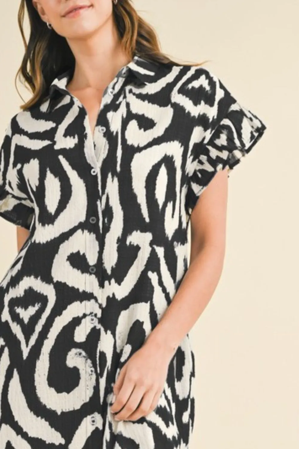 Abstract Printed Frill Sleeve Shirt Mini Dress - Black - Image 3